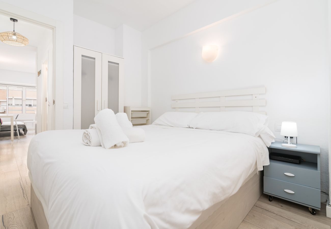 Apartment in Málaga - S H Malagueta Beach Apartment in Málaga - S H Malagueta Beach