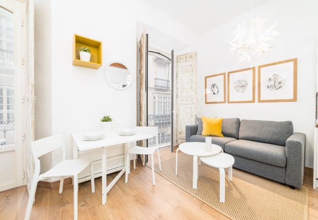 Apartment in Málaga - S H Uncibay square I Apartment in Málaga - S H Uncibay square I